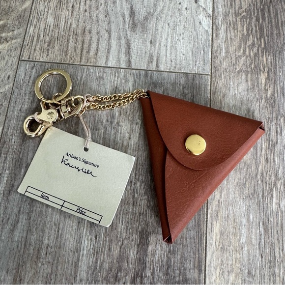 NWT! Genuine Leather Triangle Keychain with Gold Accents - Picture 1 of 3